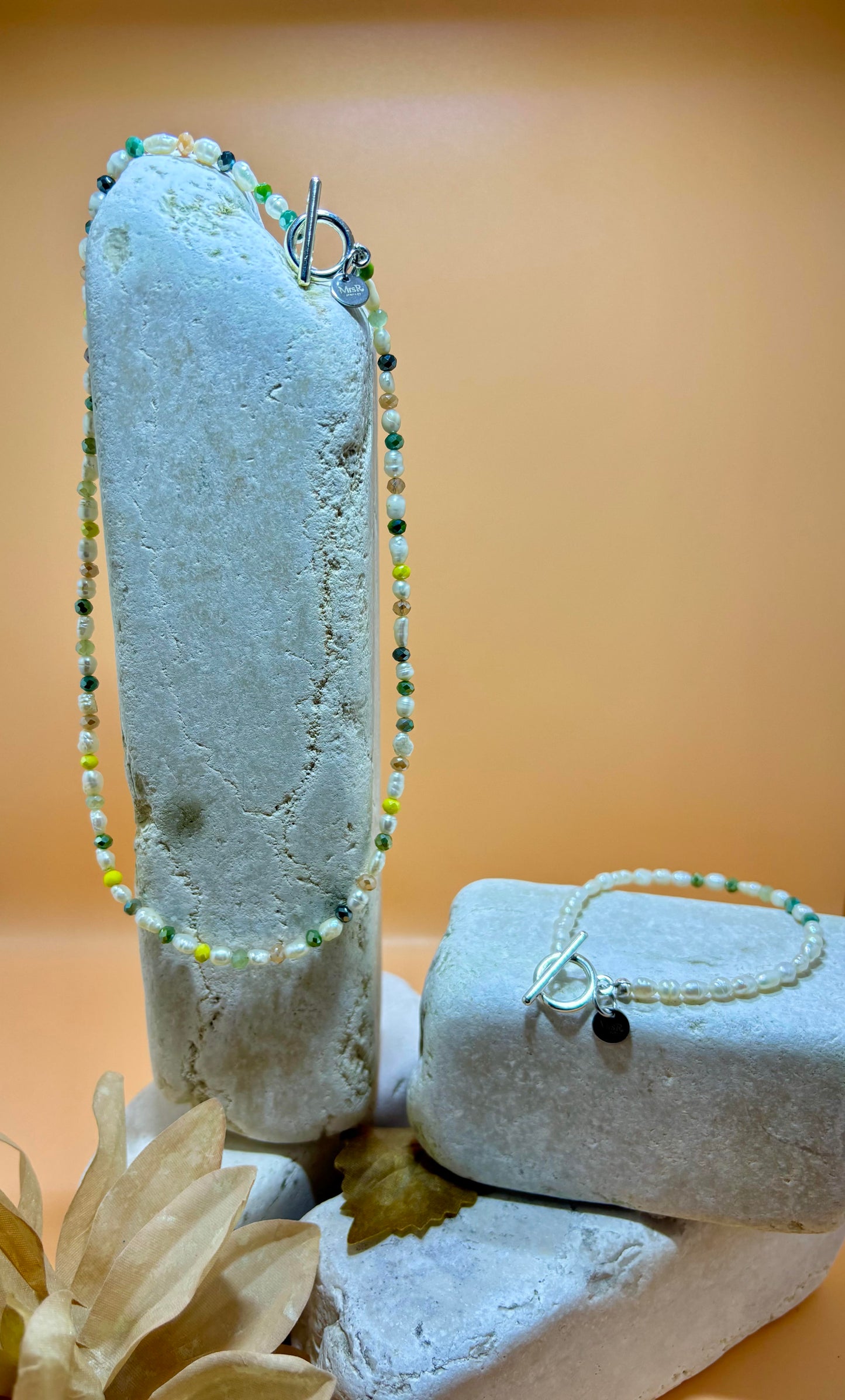 Rainbow pearl halsketting