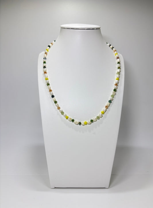 Rainbow pearl halsketting