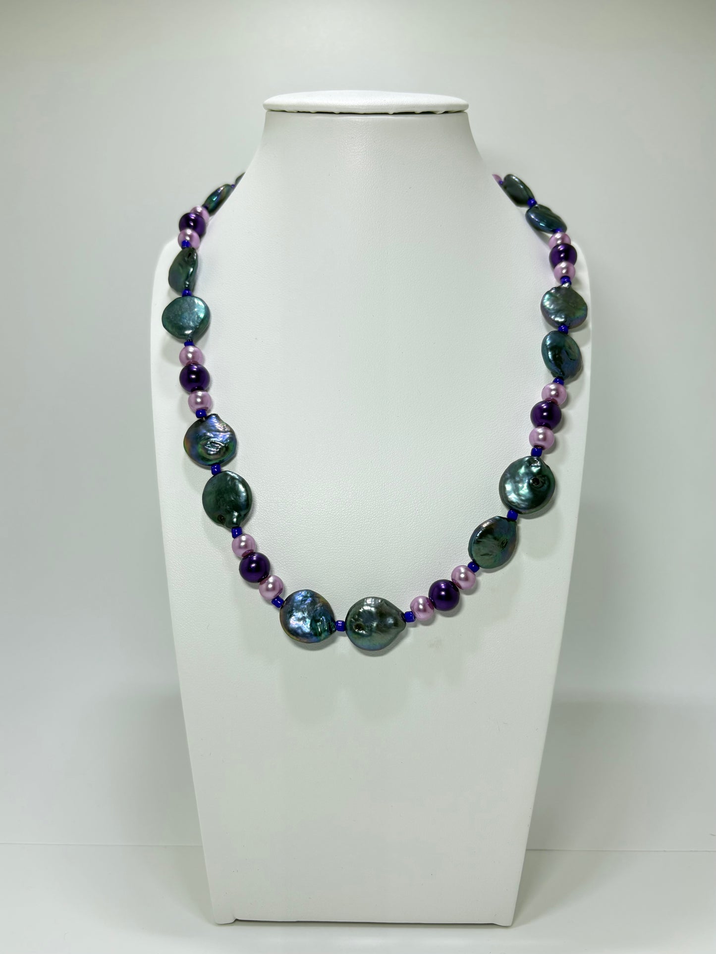 Purple pearl halsketting