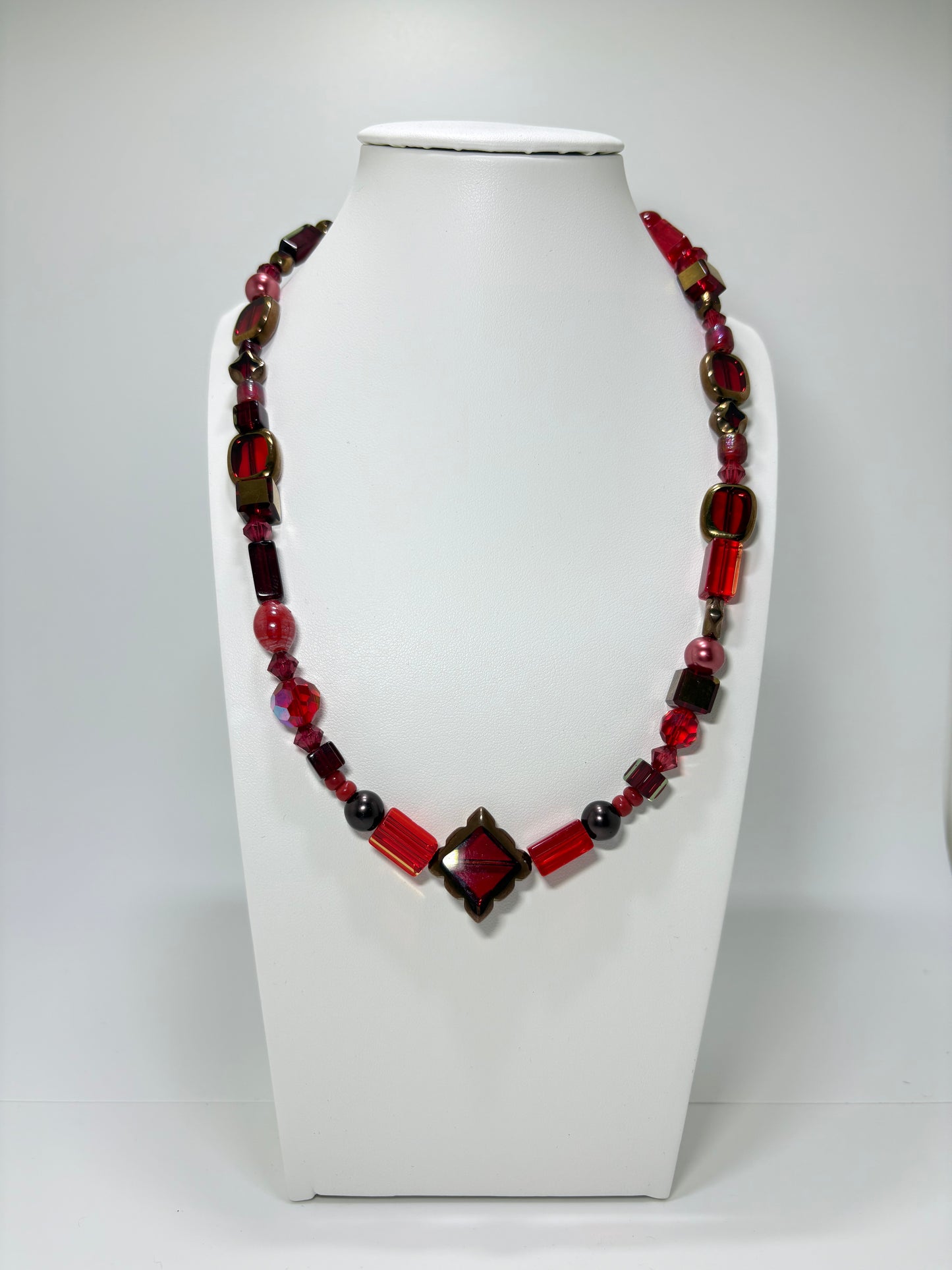 Shiny Red halsketting