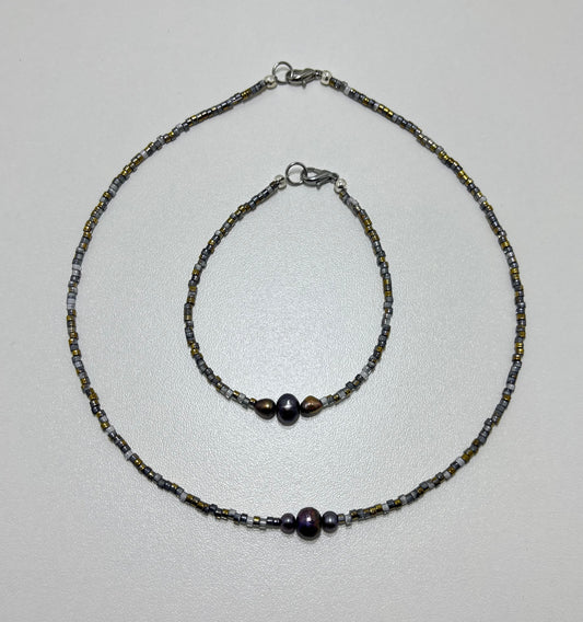 Pearl Lilly halskettinkje